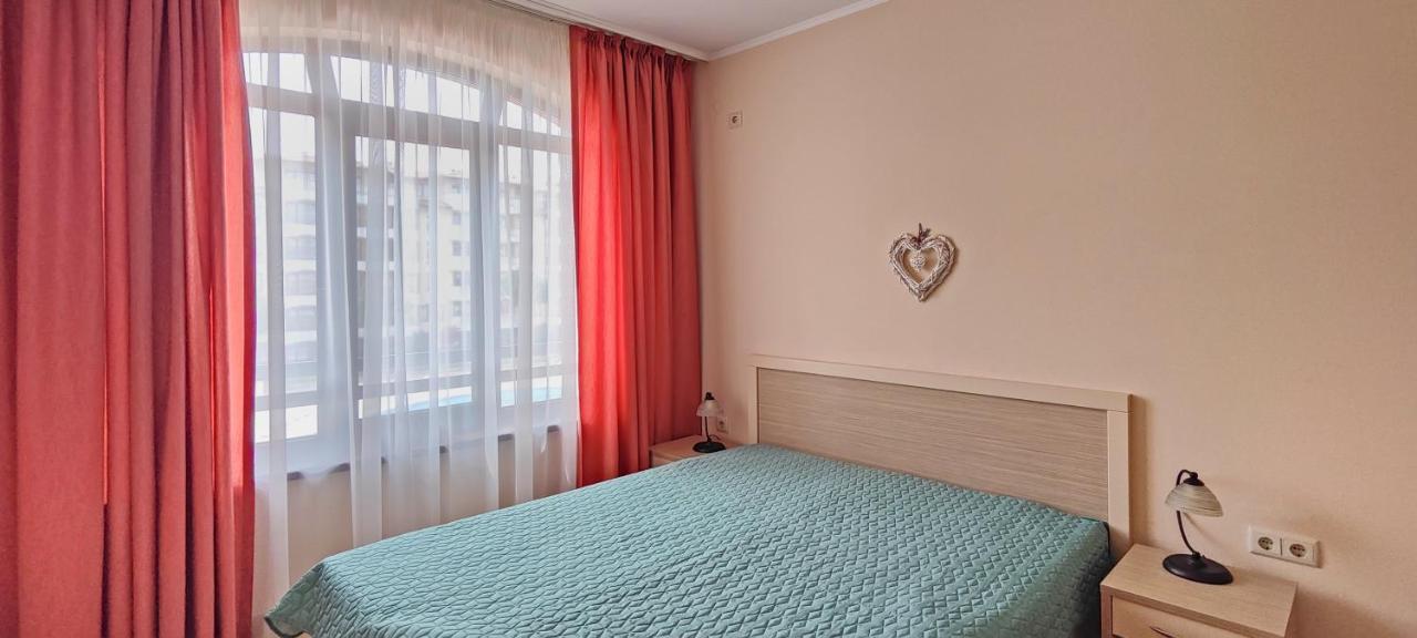 PMG Royal Sun Apartments Pantai Sunny Bagian luar foto