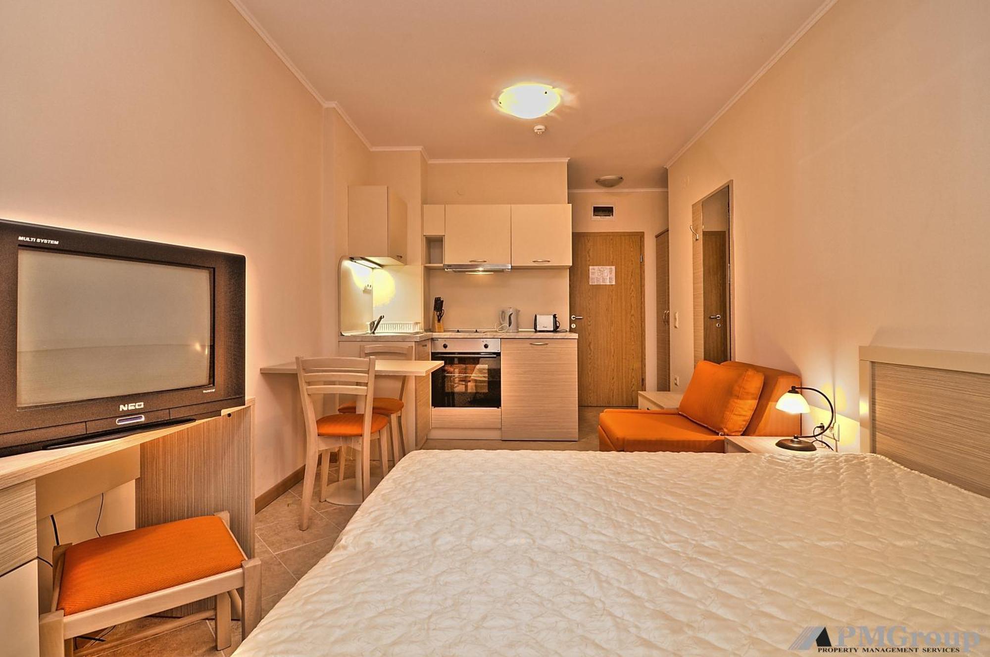 PMG Royal Sun Apartments Pantai Sunny Ruang foto