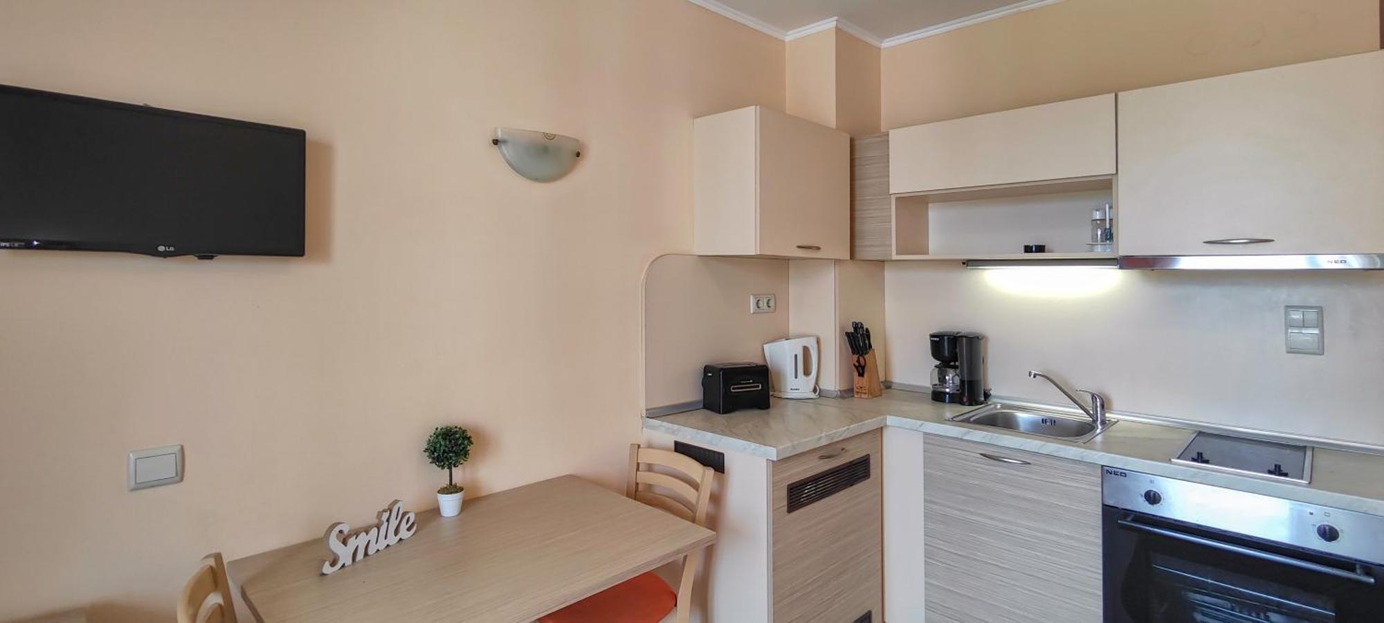 PMG Royal Sun Apartments Pantai Sunny Bagian luar foto